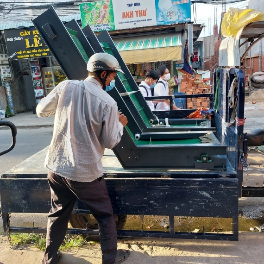 bảng tải cho máy thổi chai nhựa pet